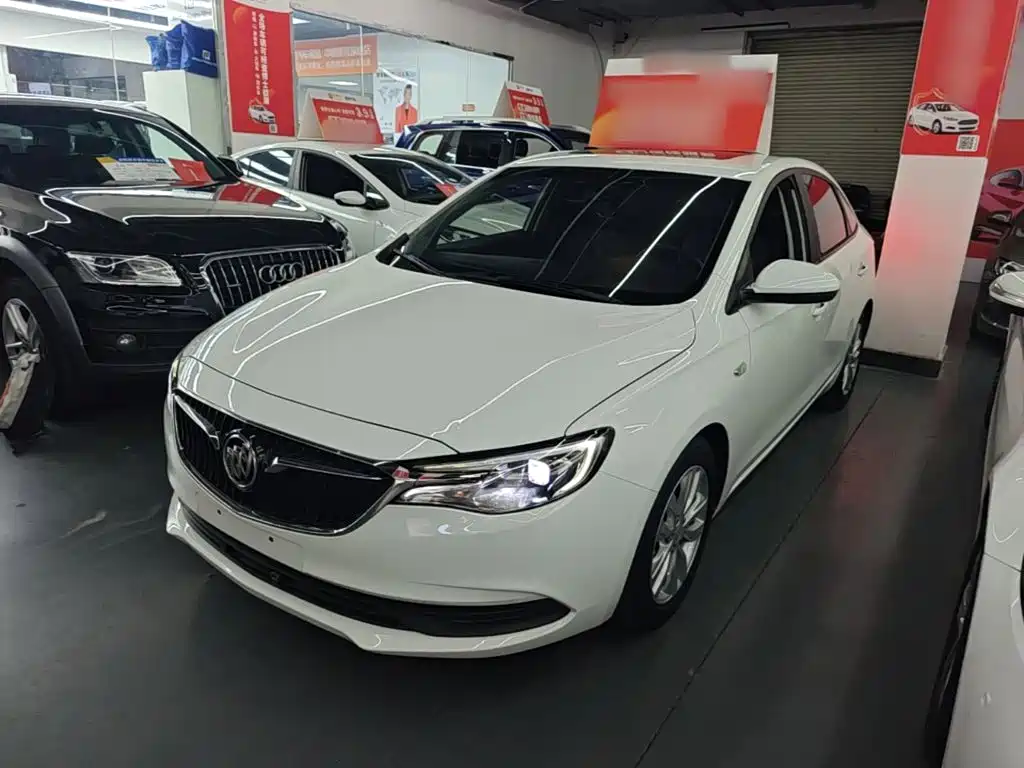 Buick Excelle 2021 — фото 1