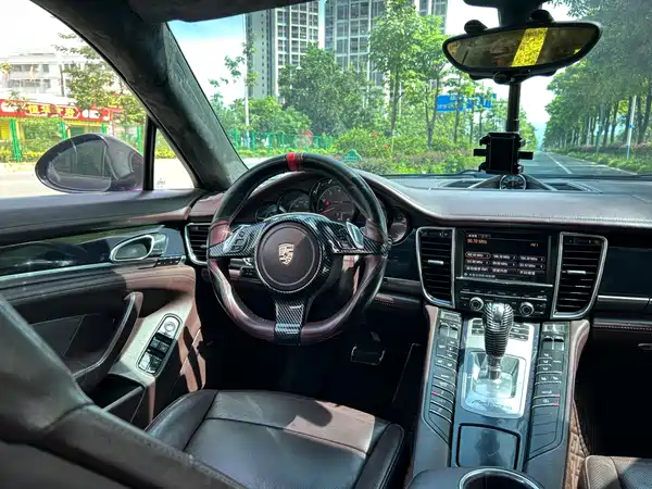 Porsche Panamera 2011