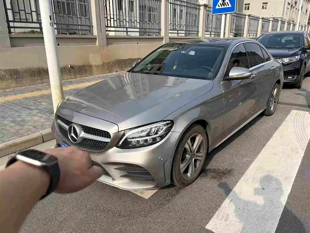 Mercedes-Benz C-Class 2019 — фото 1