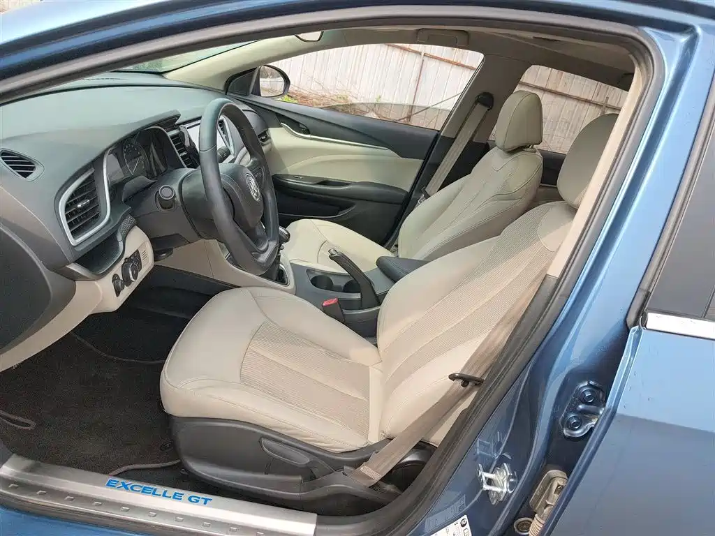 Buick Excelle 2016 — фото 15
