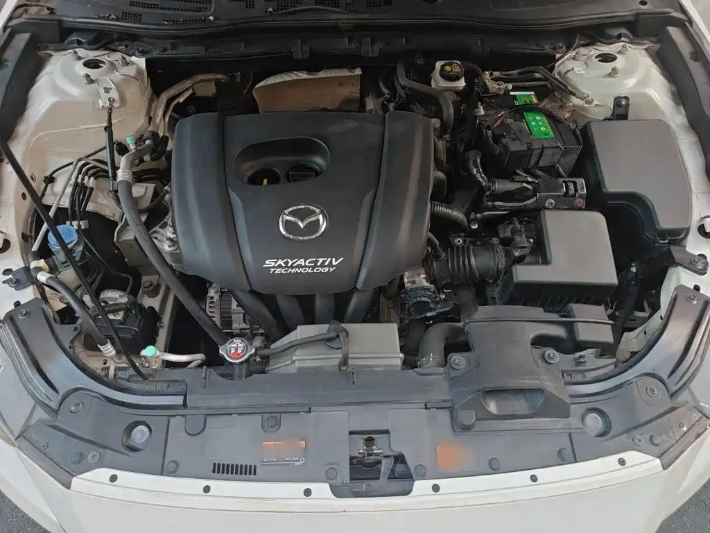 Mazda 3 Axela 2015 — фото 11