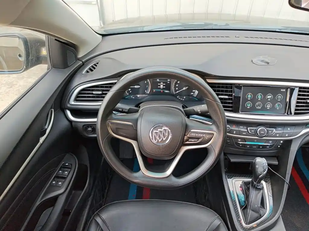 Buick Excelle 2017 — фото 17