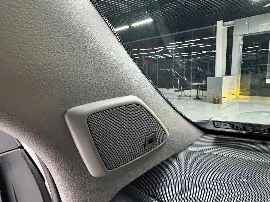 Toyota Prado 2017 — фото 20
