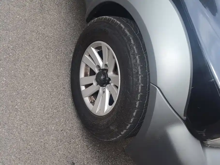 Suzuki Jimny 2012