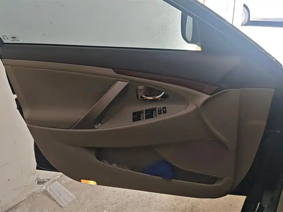 Toyota Camry 2015