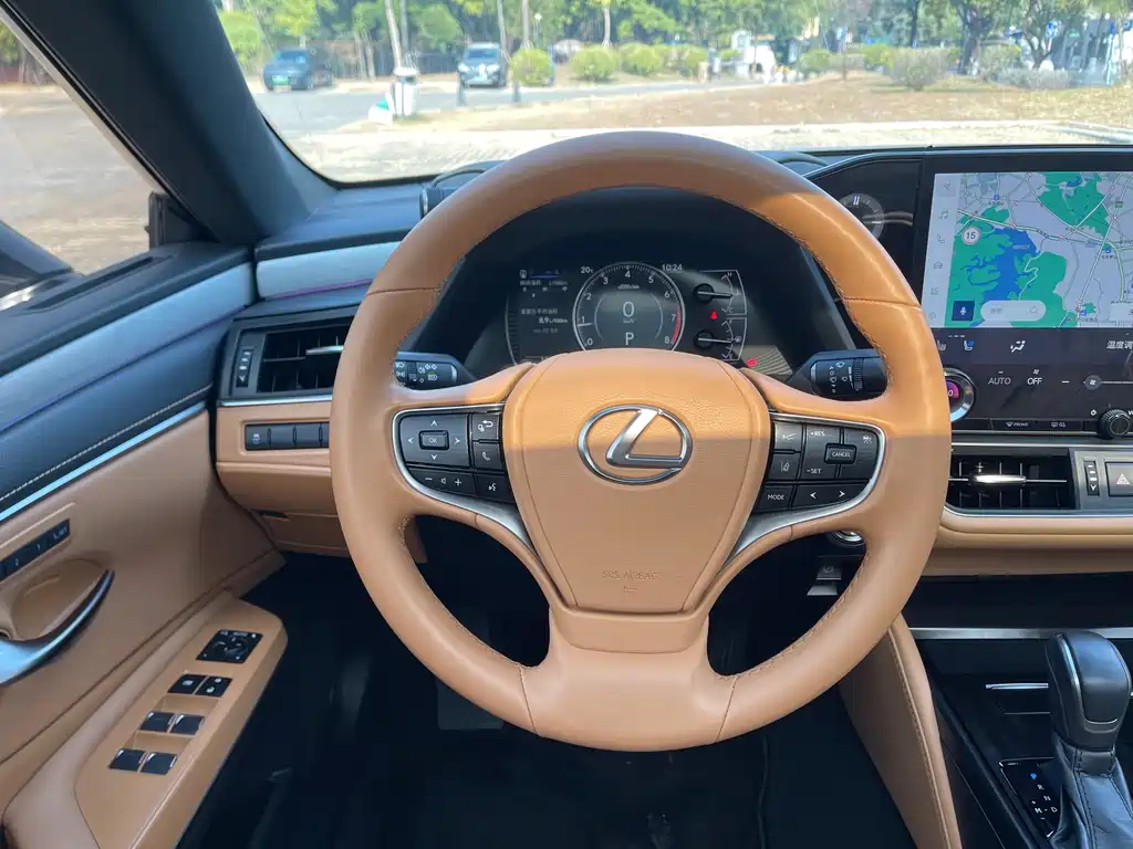 Lexus ES 2025 — фото 14