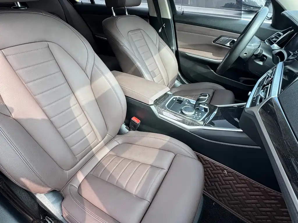BMW 3 Series 2020 — фото 14
