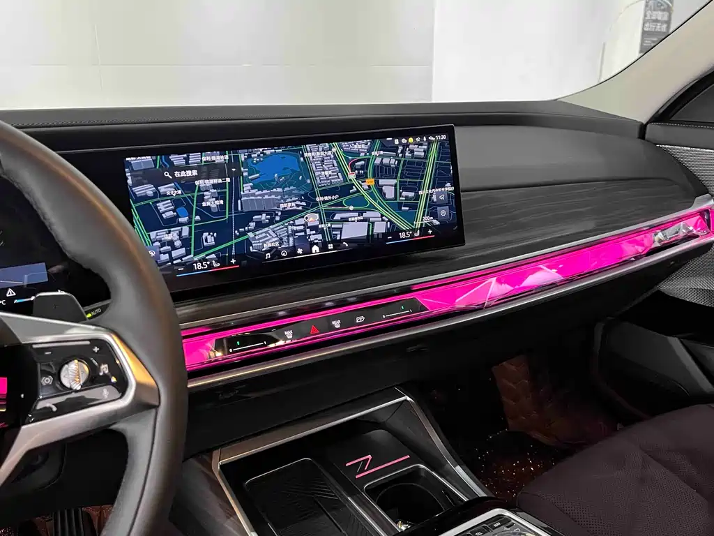 BMW 7 Series 2025 — фото 11