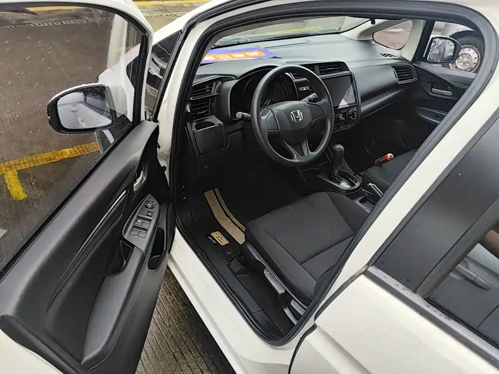 Honda Fit 2019 — фото 16