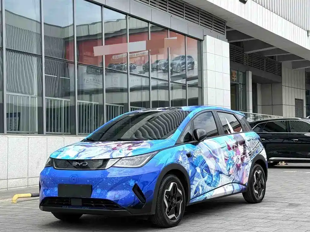BYD Dolphin 2025