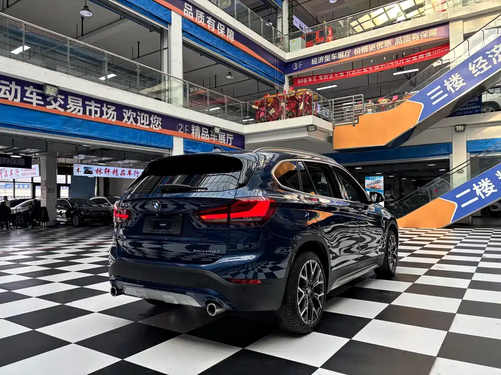 BMW X1 2021 — фото 16