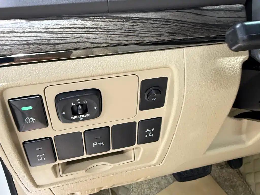 Toyota Land Cruiser 2015 — фото 21