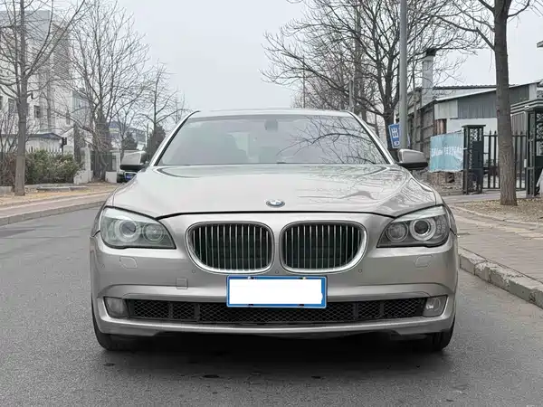 BMW 7 Series 2011