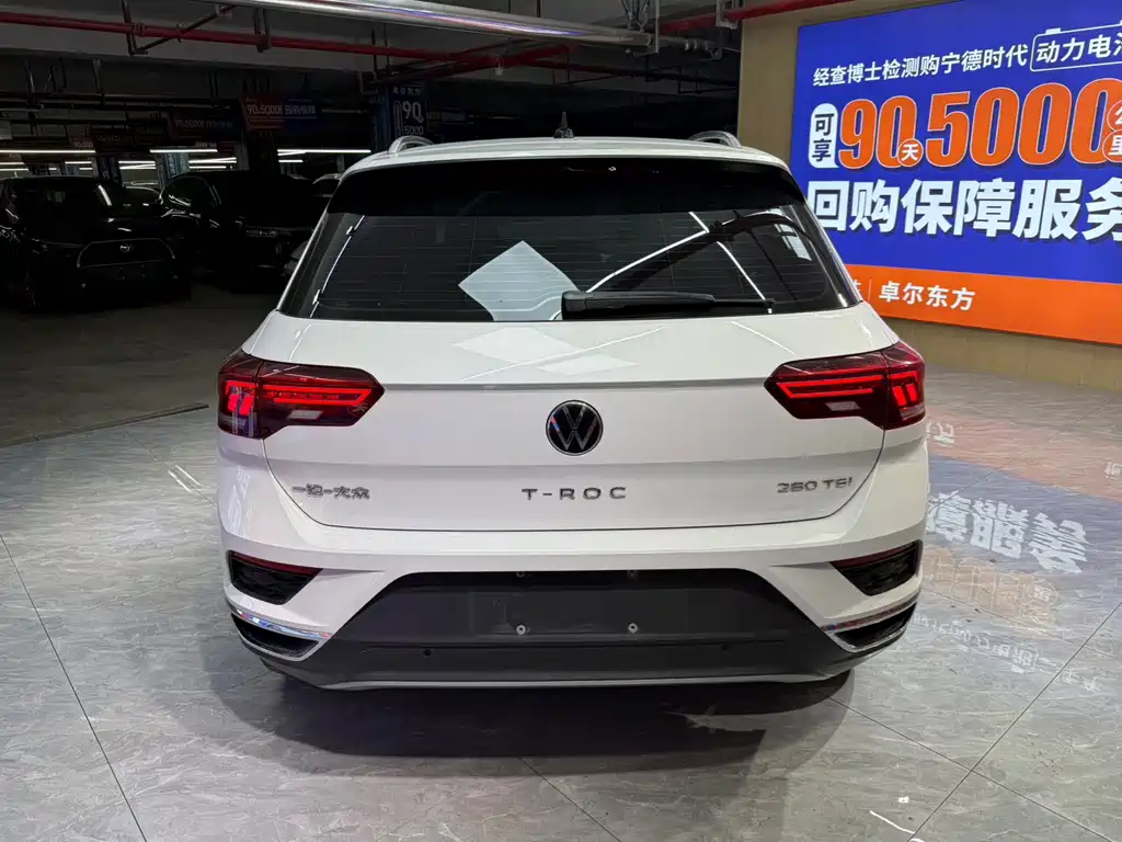 Volkswagen T-Roc 2022 — фото 4