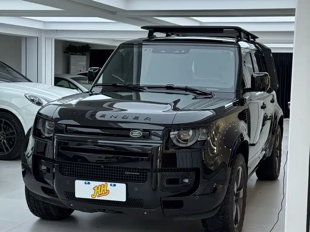 Land Rover Defender 2022