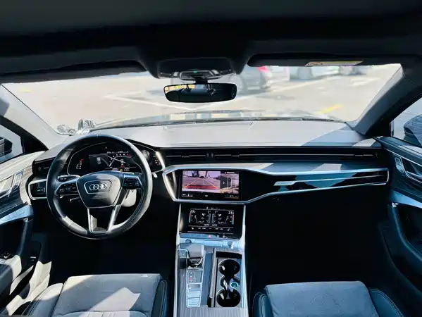 Audi A6L 2024