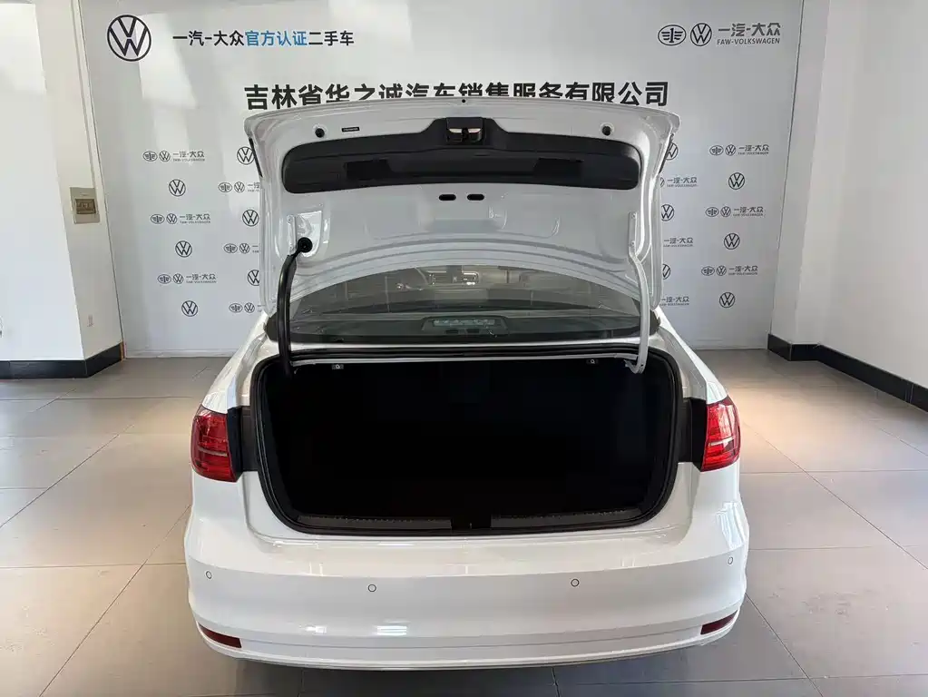 Volkswagen Sagitar 2019 — фото 10