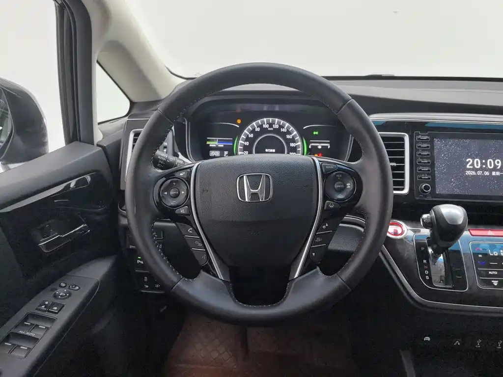Honda Elysion 2021 — фото 11