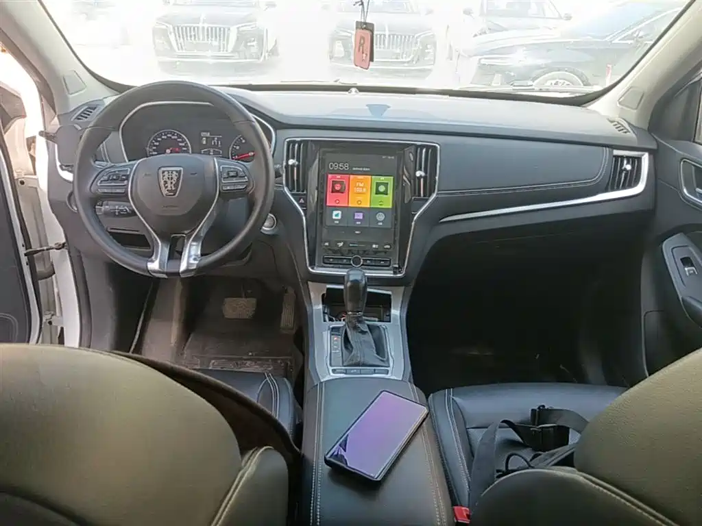 Roewe RX5 2020 — фото 10