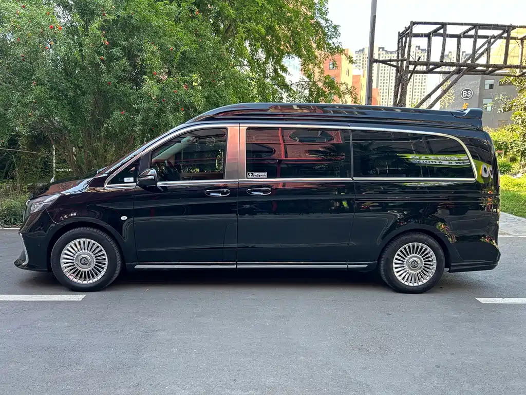 Mercedes-Benz Vito 2024 — фото 26