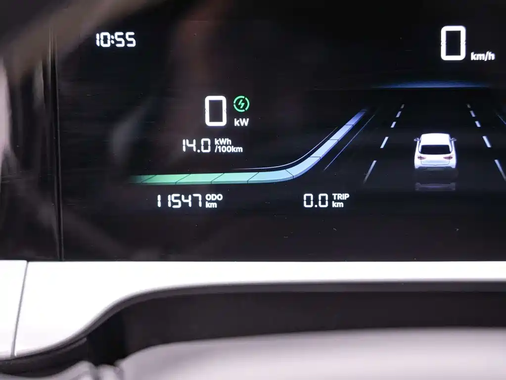Geely Galaxy Starwish 2025 — фото 9
