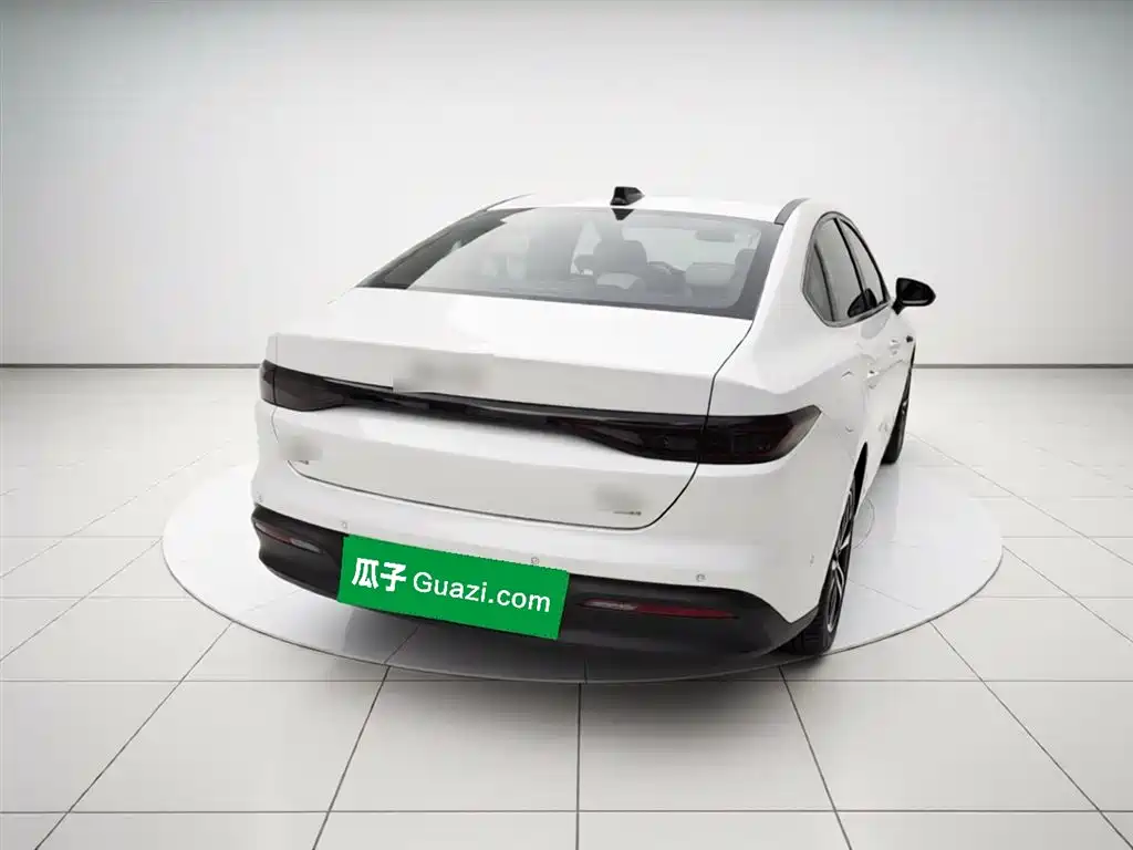 BYD Seal 05 DM-i 2025 — фото 7