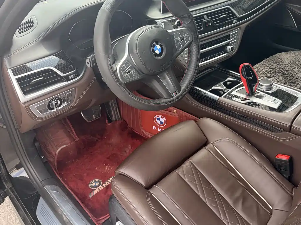BMW 7 Series 2020 — фото 3