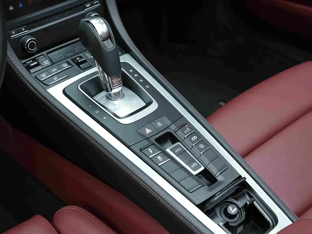 Porsche 718 2024 — фото 12
