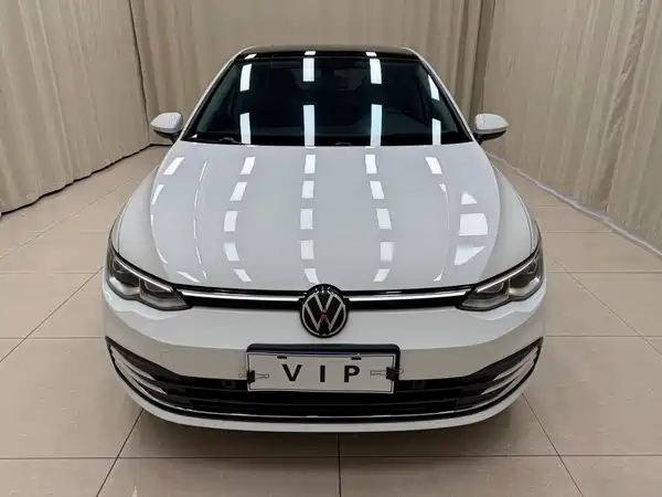 Volkswagen Golf 2022