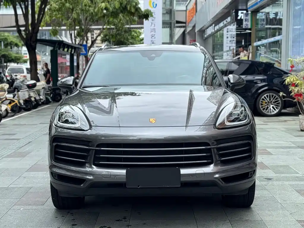 Porsche Cayenne 2019 — фото 2