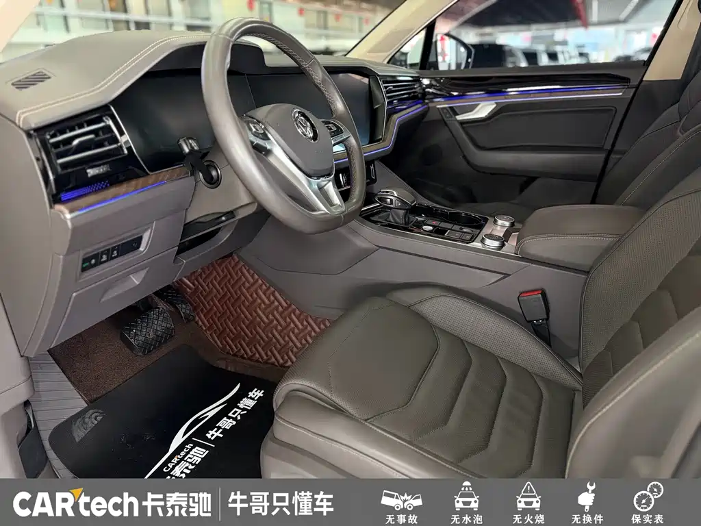 Volkswagen Touareg 2019 — фото 11