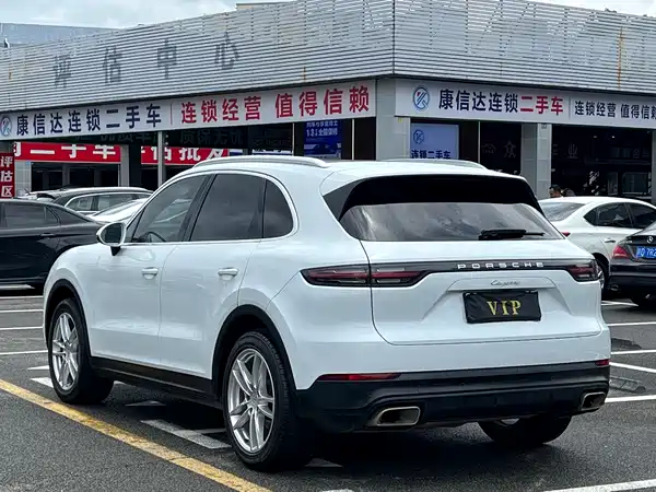Porsche Cayenne 2019