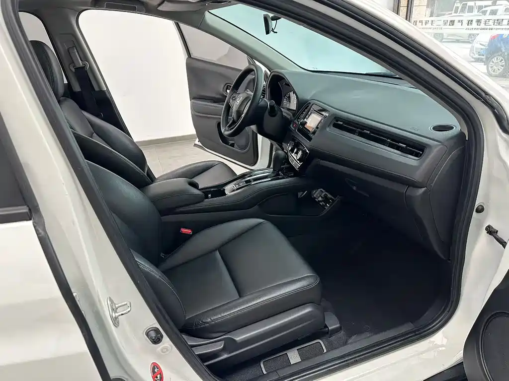 Honda Vezel 2019 — фото 4