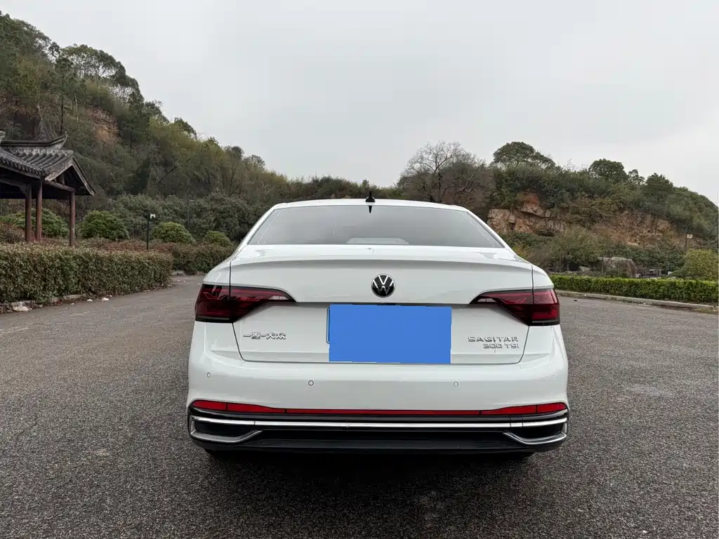 Volkswagen Sagitar 2023