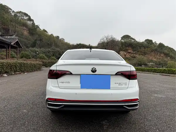 Volkswagen Sagitar 2023