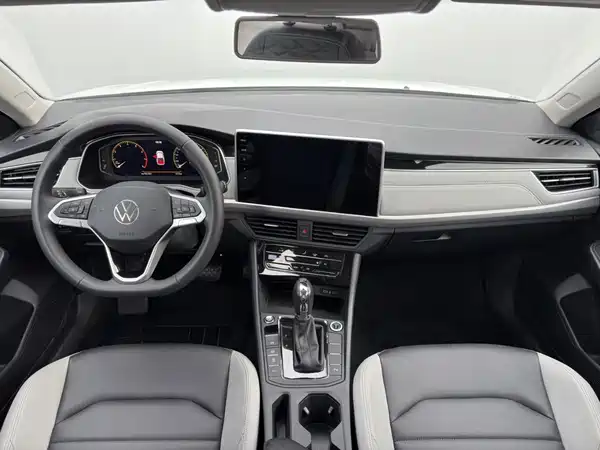 Volkswagen Bora 2024
