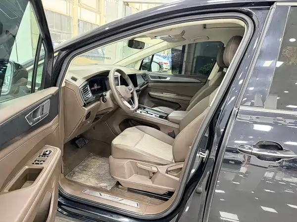 Volkswagen Viloran 2023