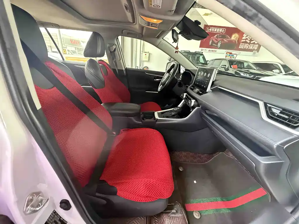 Toyota Wildlander 2022 — фото 13