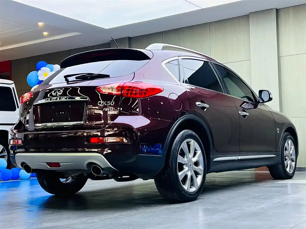 Infiniti QX50 2017 — фото 4