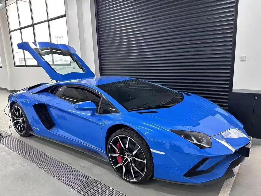 Lamborghini Aventador 2018