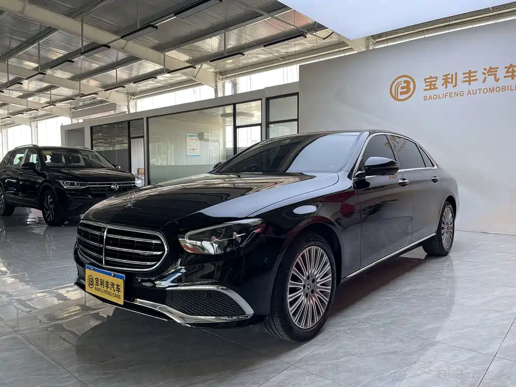 Mercedes-Benz E-Class 2023 — фото 1