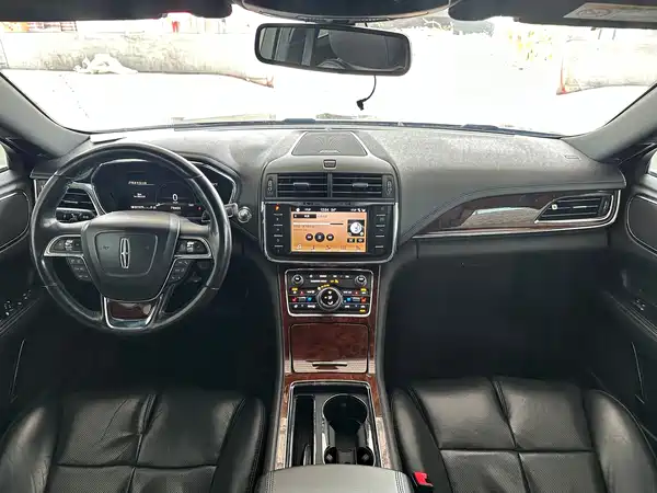 Lincoln Continental 2019