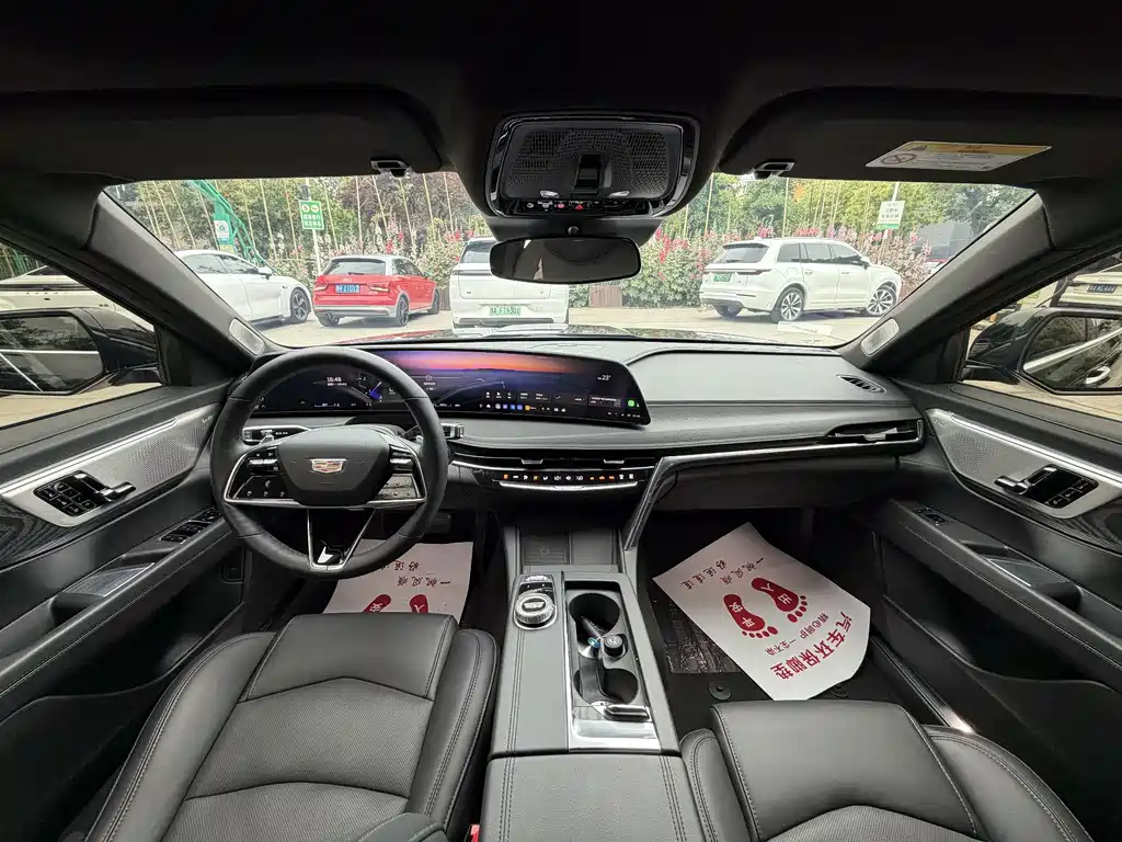 Cadillac CT6 2024 — фото 10
