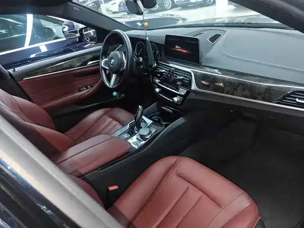 BMW 5 Series 2018