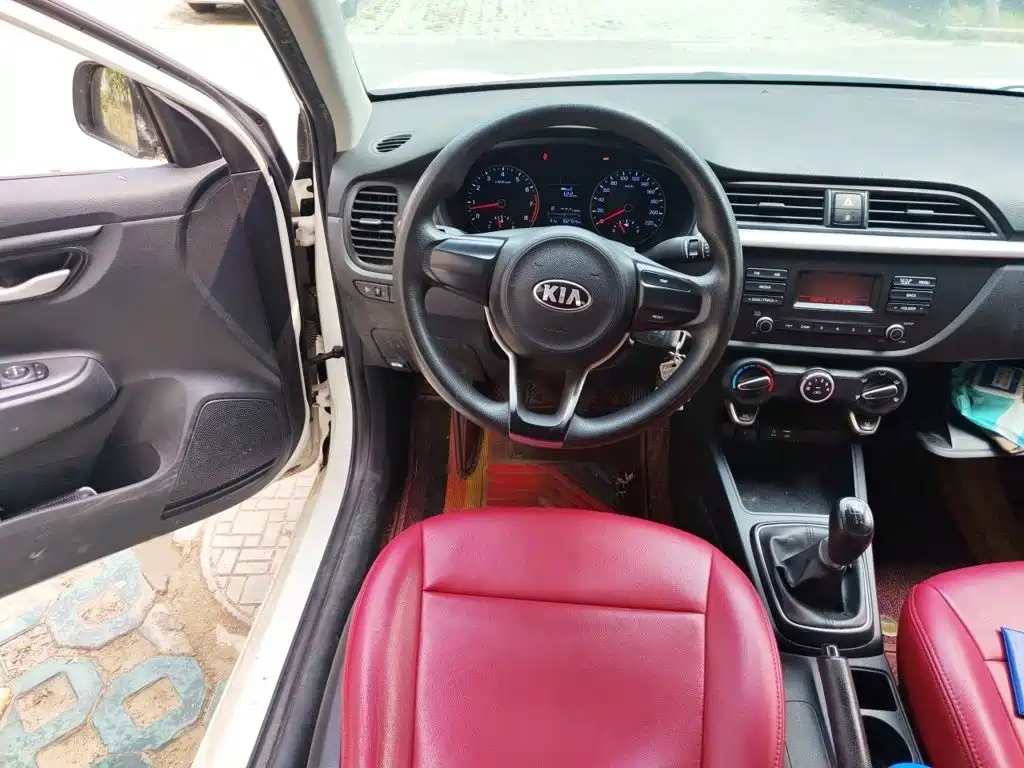 Kia K2 2017