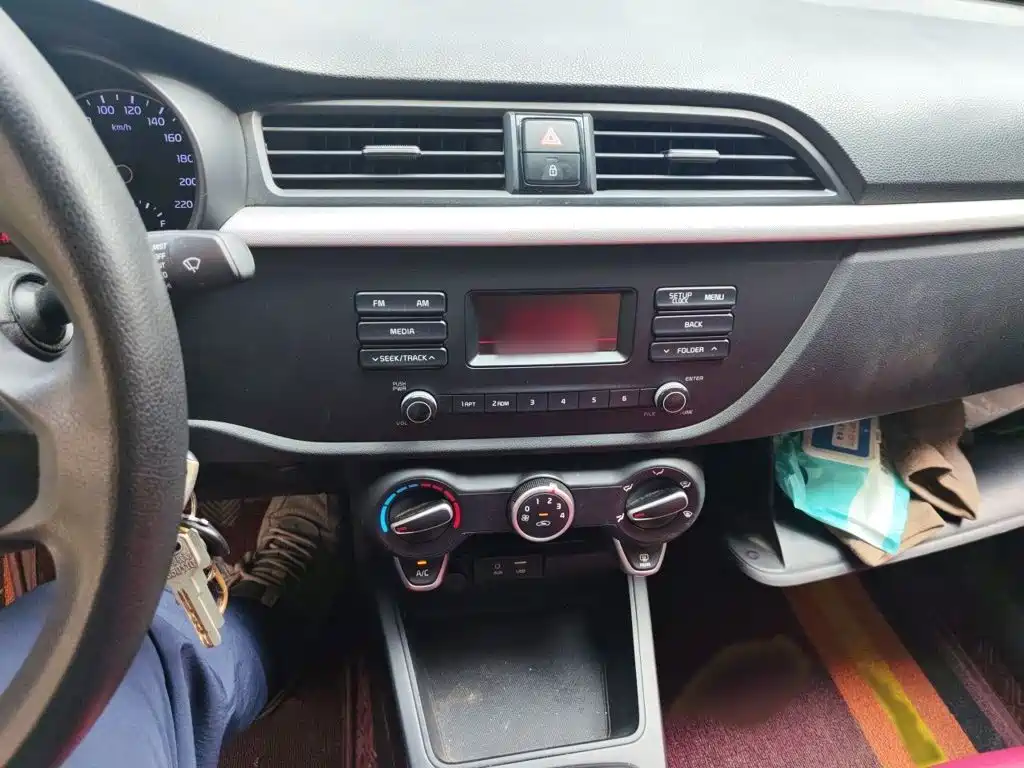 Kia K2 2017