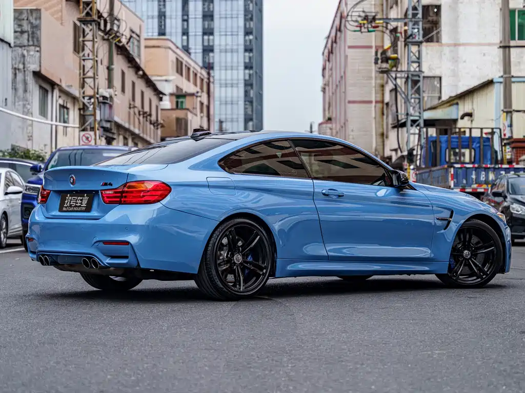 BMW M4 2015 — фото 3