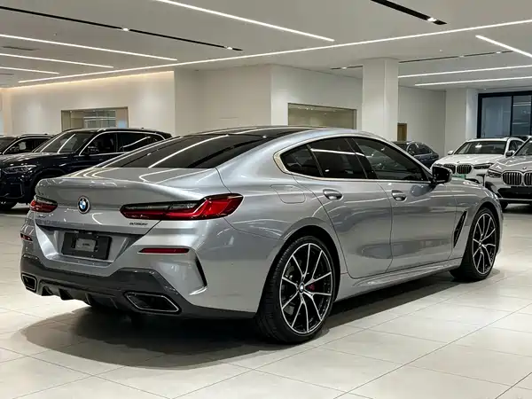 BMW 8 Series 2022