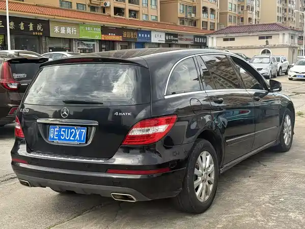 Mercedes-Benz R-Class 2014
