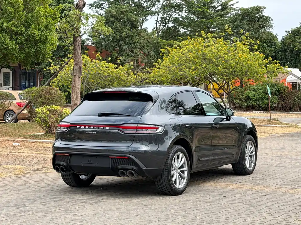 Porsche Macan 2023 — фото 7